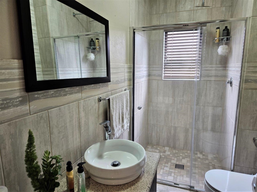 4 Bedroom Property for Sale in Melodie North West